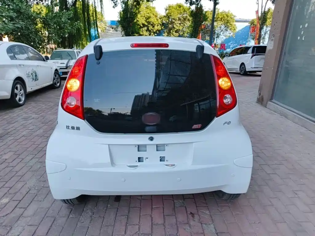 BYD F0 — миниатюра 6