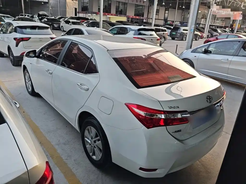 Toyota Corolla — миниатюра 5