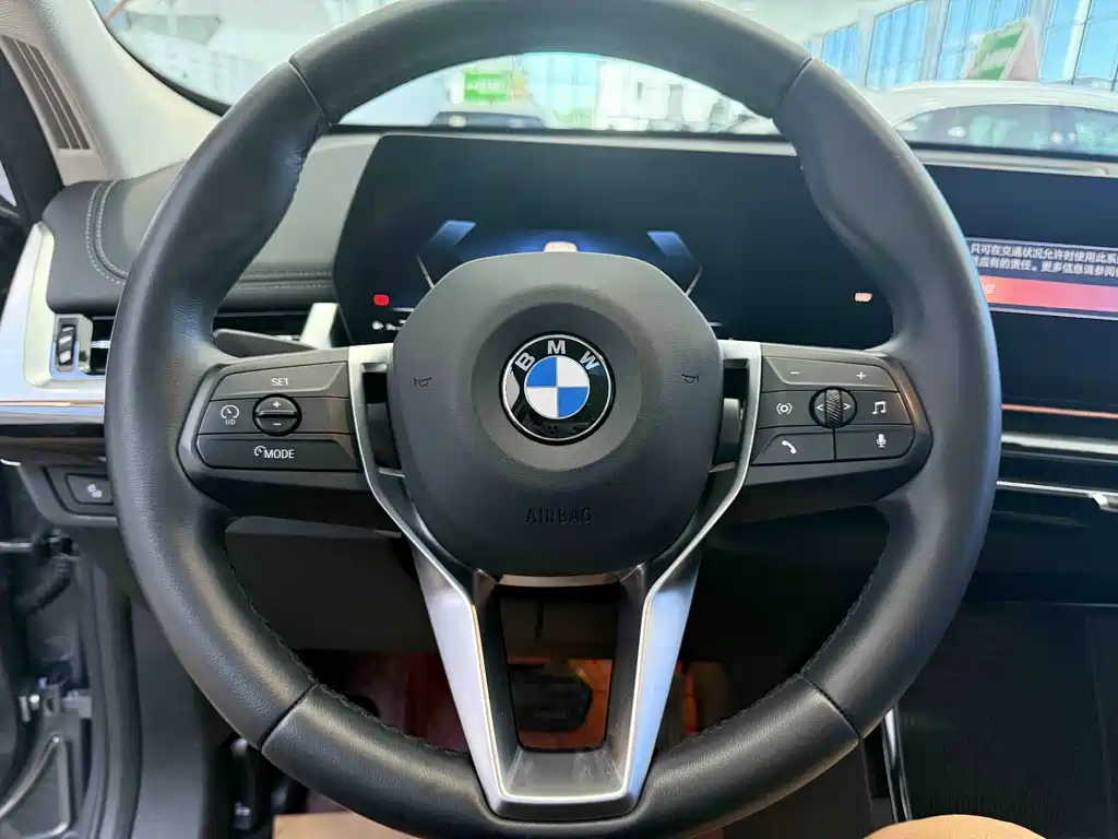BMW X1 — миниатюра 14