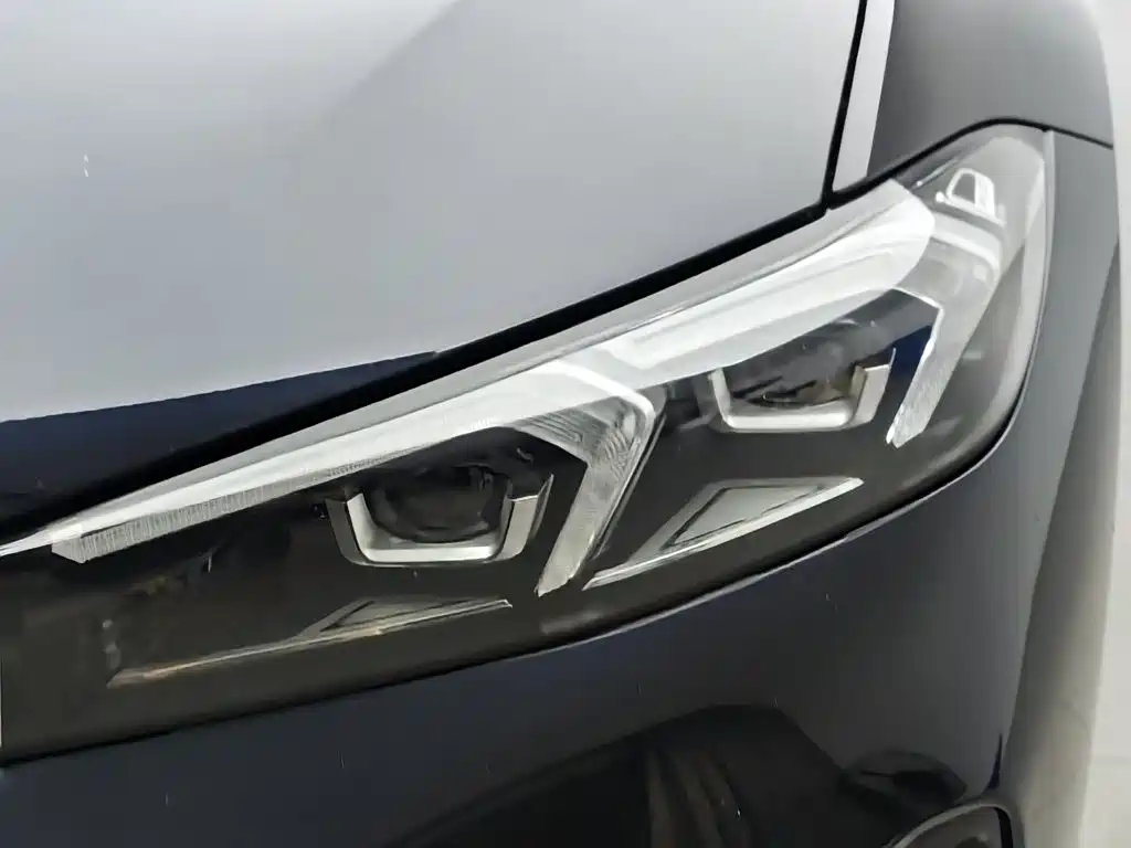 BMW 3 Series — миниатюра 7