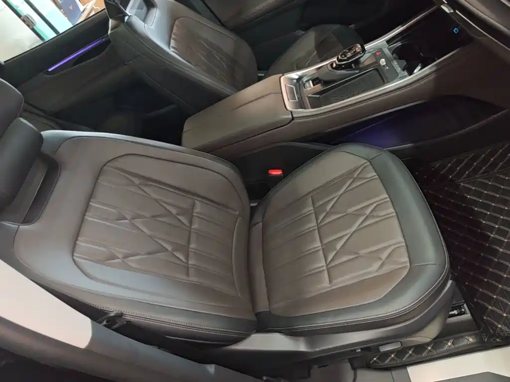 Ford Edge — миниатюра 25