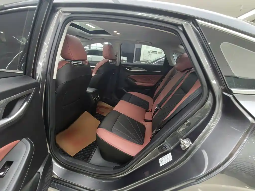 Changan Eado — миниатюра 15