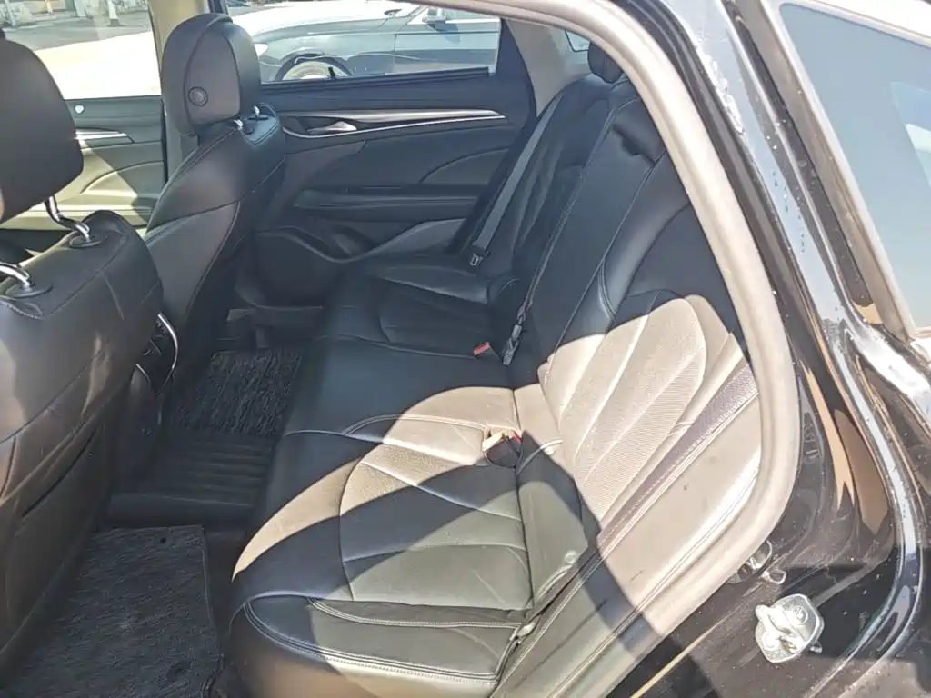 Buick LaCrosse — миниатюра 17