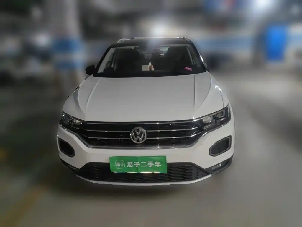 Volkswagen T-Roc — миниатюра 2