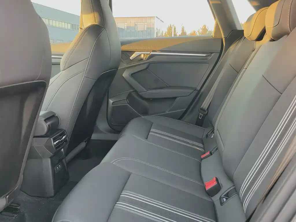 Audi A3 — миниатюра 9