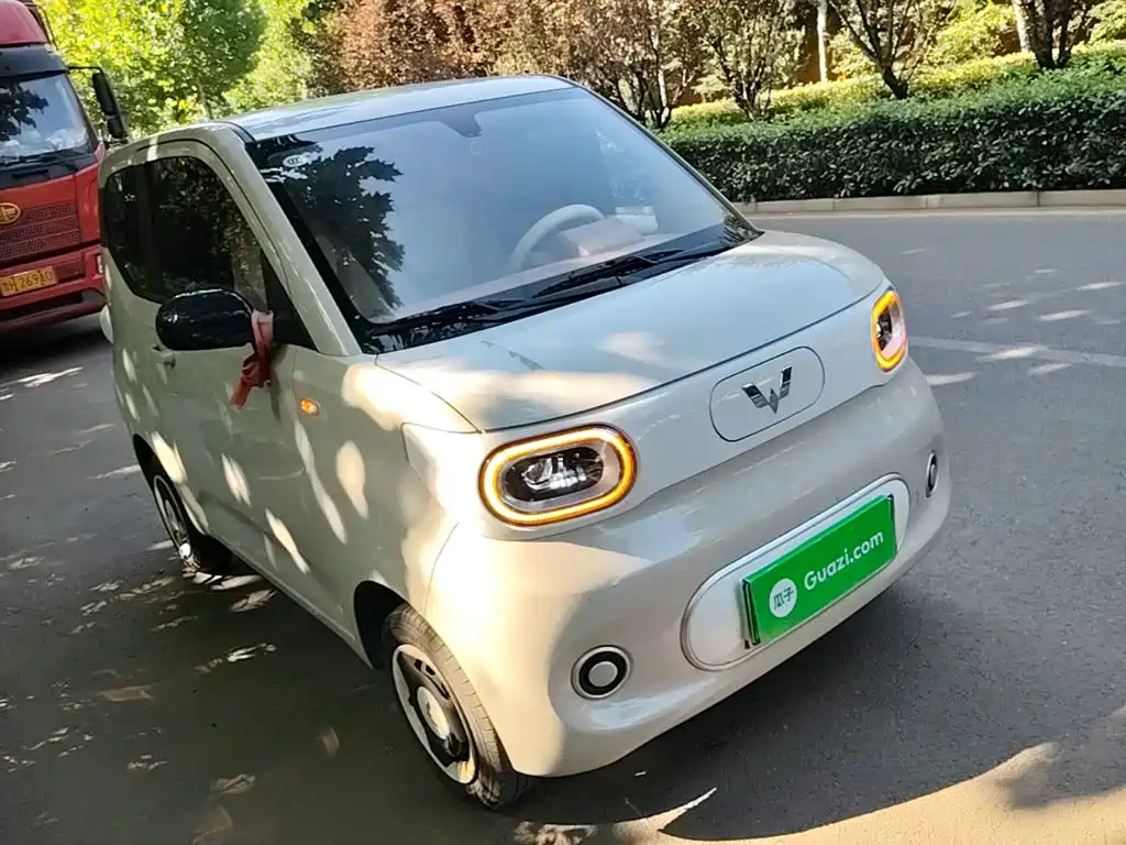 Wuling MINIEV — миниатюра 4