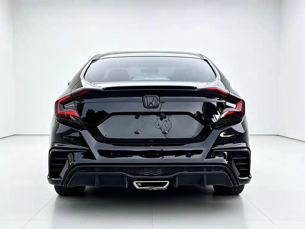 Honda Civic — миниатюра 8