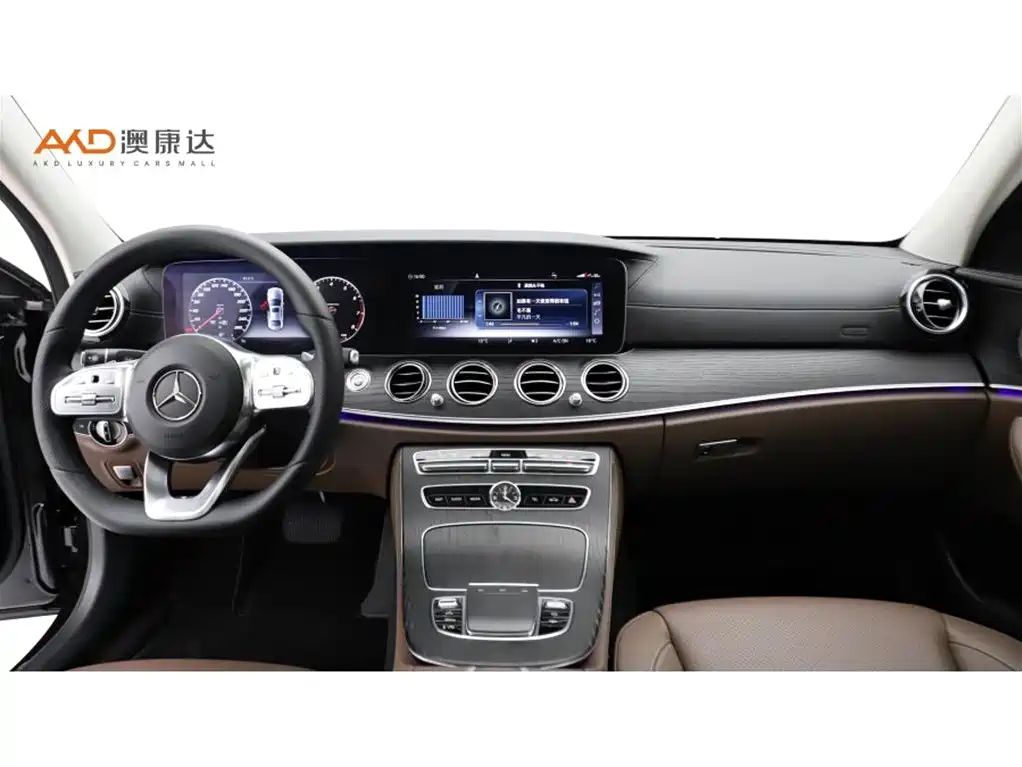 Mercedes-Benz E-Class — миниатюра 5