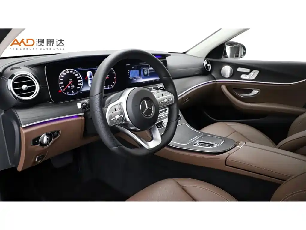 Mercedes-Benz E-Class — миниатюра 6