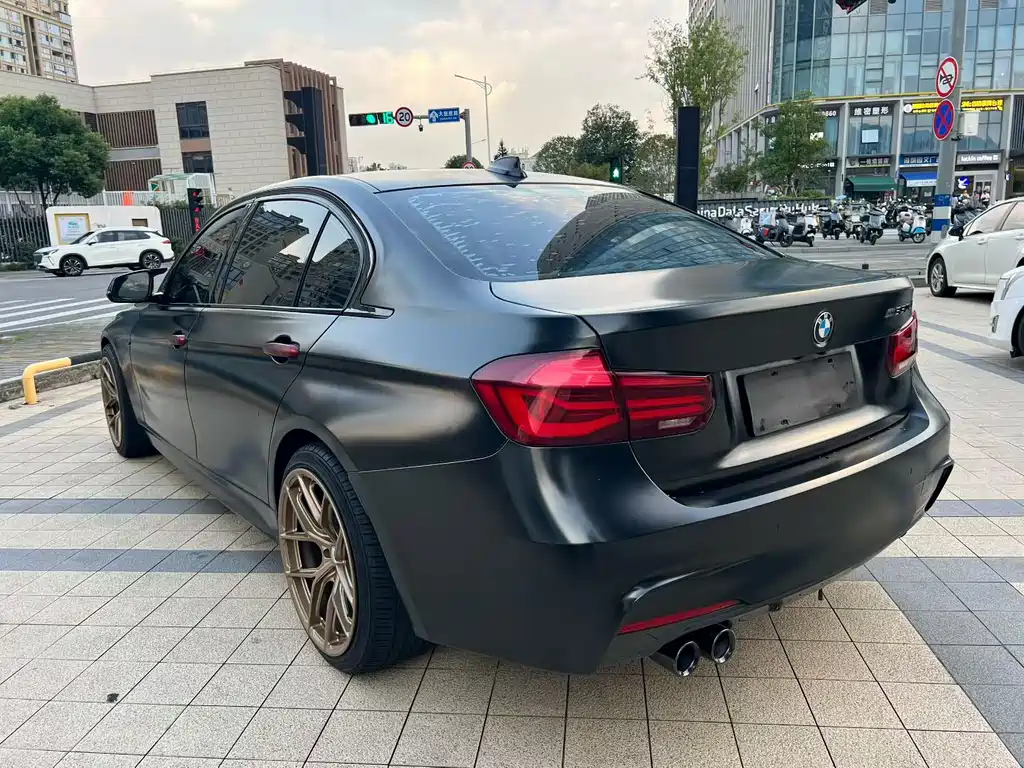 BMW 3 Series — миниатюра 9