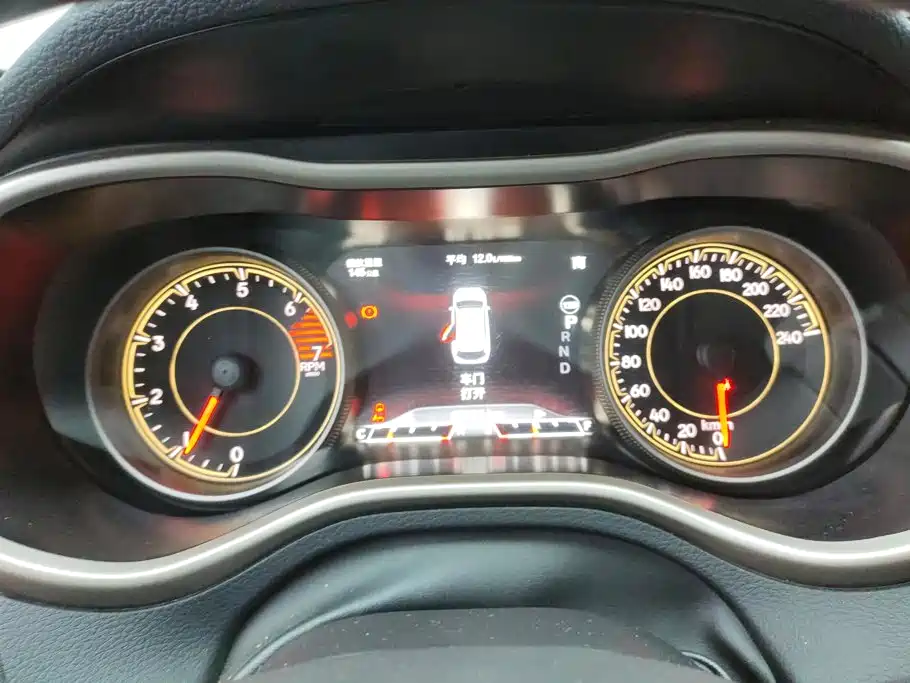 Jeep Cherokee — миниатюра 14