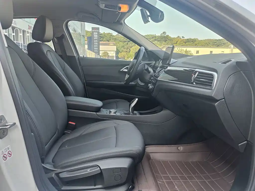 BMW 1 Series — миниатюра 16
