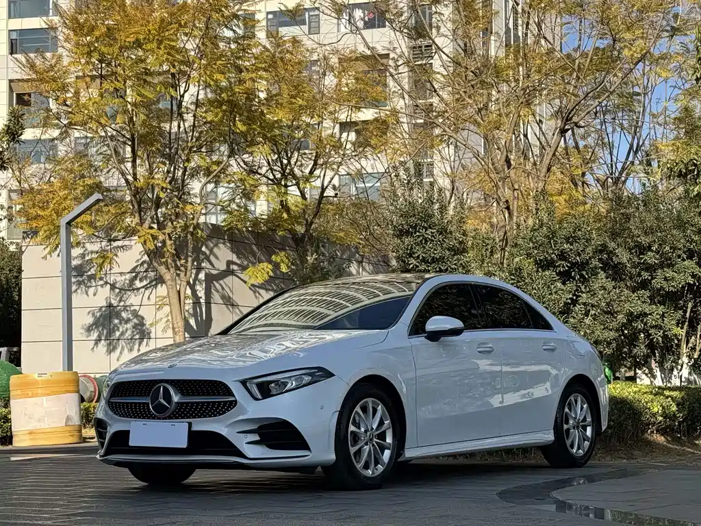 MERCEDES-BENZ A CLASS