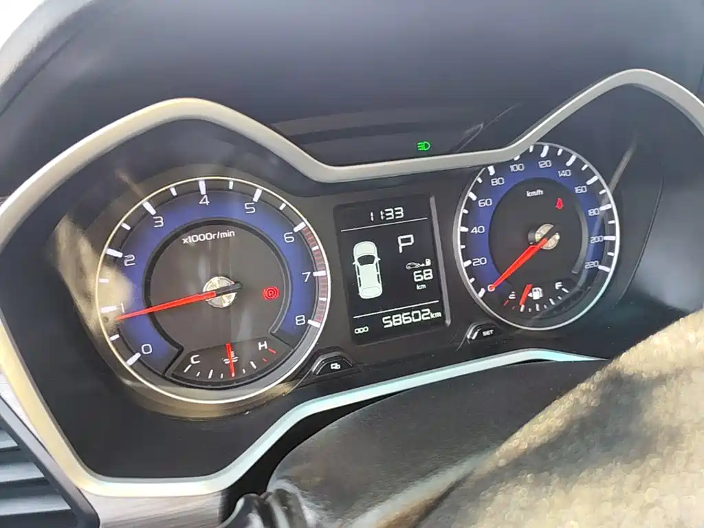 Geely Vision X3 — миниатюра 12