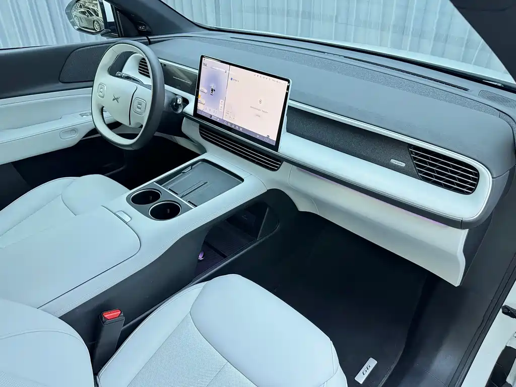 XPeng G6 — миниатюра 18