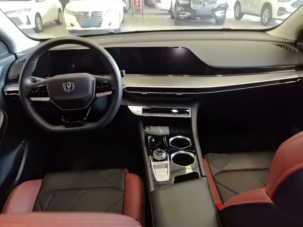 Changan Eado — миниатюра 10