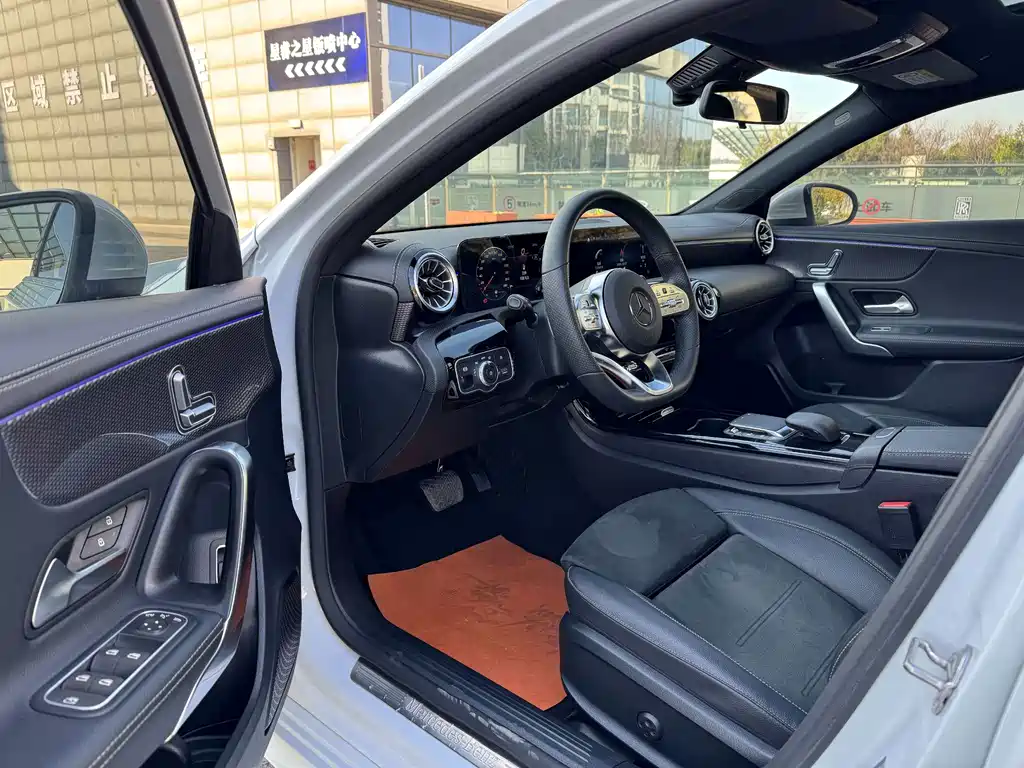 MERCEDES-BENZ A CLASS