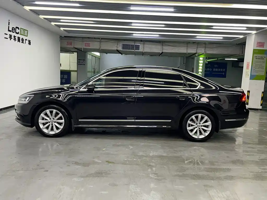 Volkswagen Passat — миниатюра 7