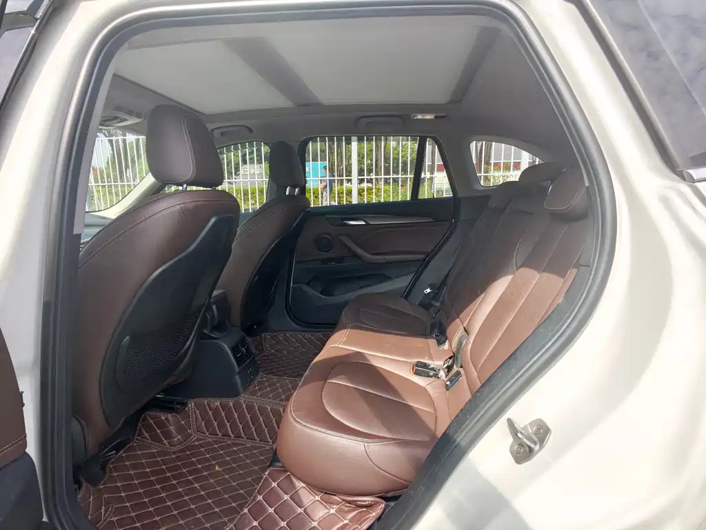 BMW X1 — миниатюра 15