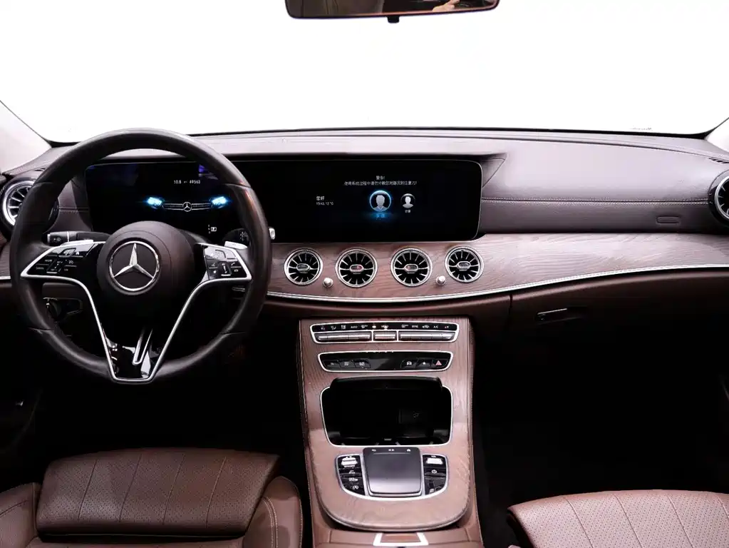 MERCEDES-BENZ E CLASS
