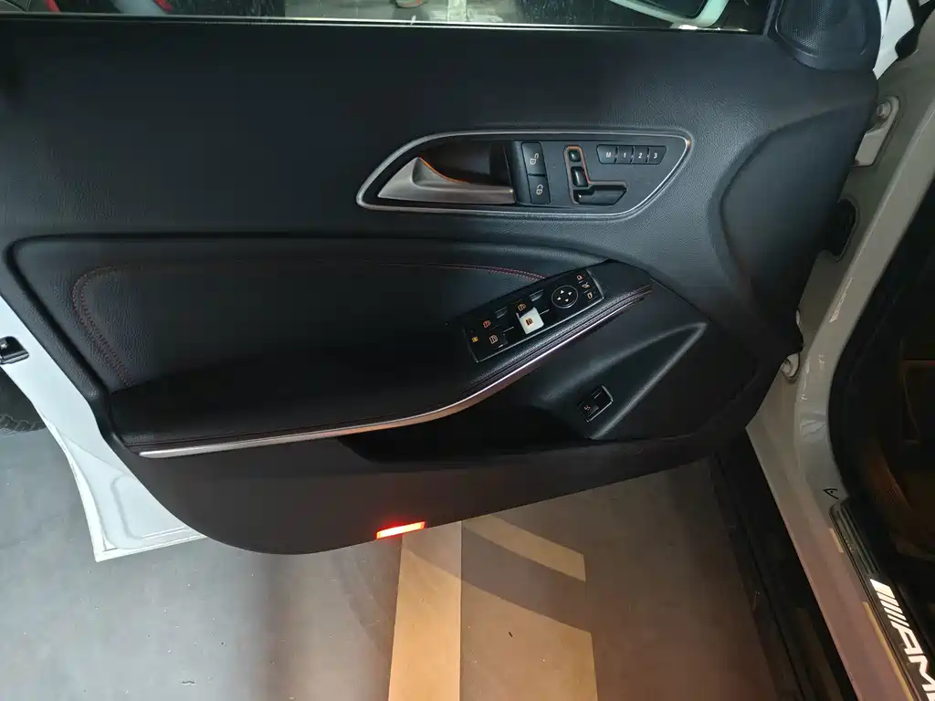 Mercedes-Benz GLA AMG — миниатюра 13