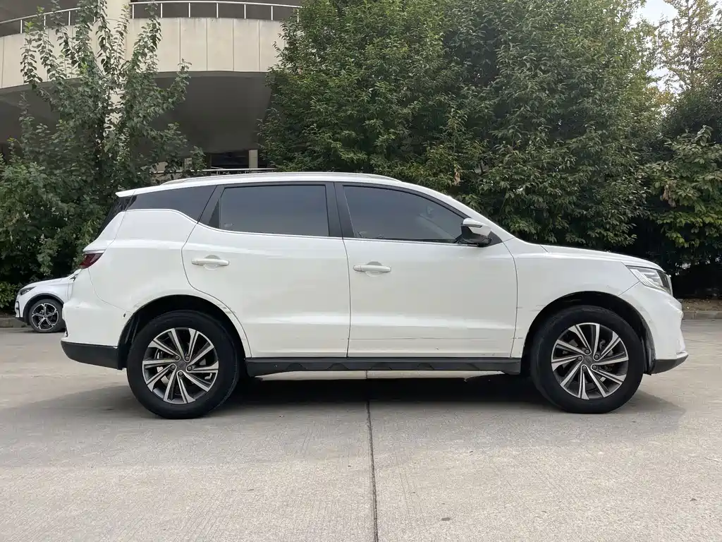 Geely Vision X6 — миниатюра 21
