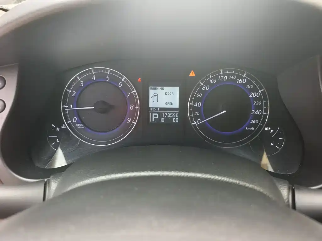Infiniti EX — миниатюра 10