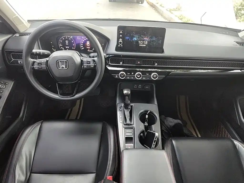 Honda Civic — миниатюра 10