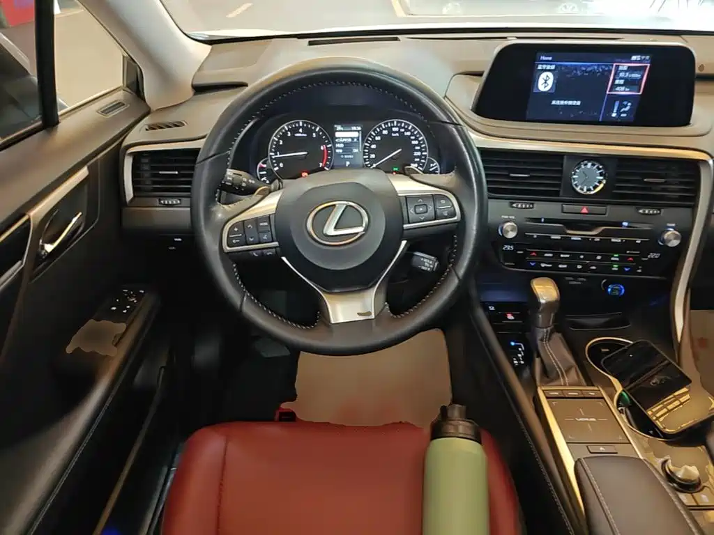 Lexus RX — миниатюра 11