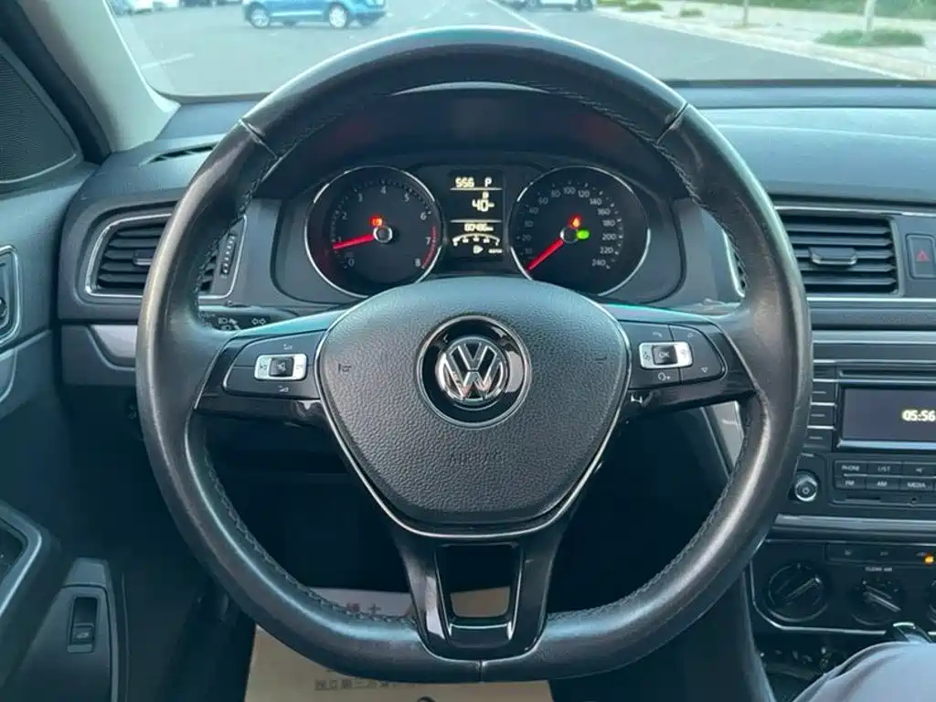 Volkswagen Lavida — миниатюра 7