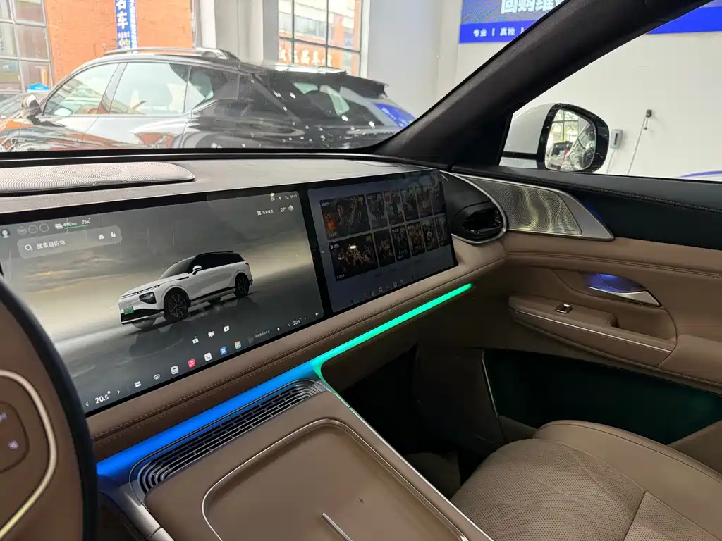 XPeng G9 — миниатюра 9