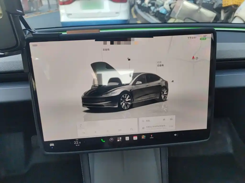 Tesla Model 3 — миниатюра 6