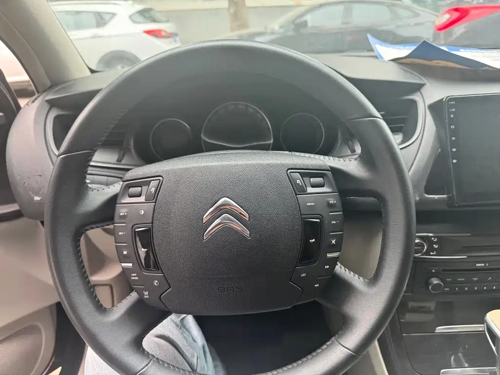 Citroen C5 — миниатюра 5