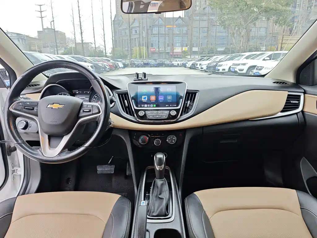 CHEVROLET CRUZE