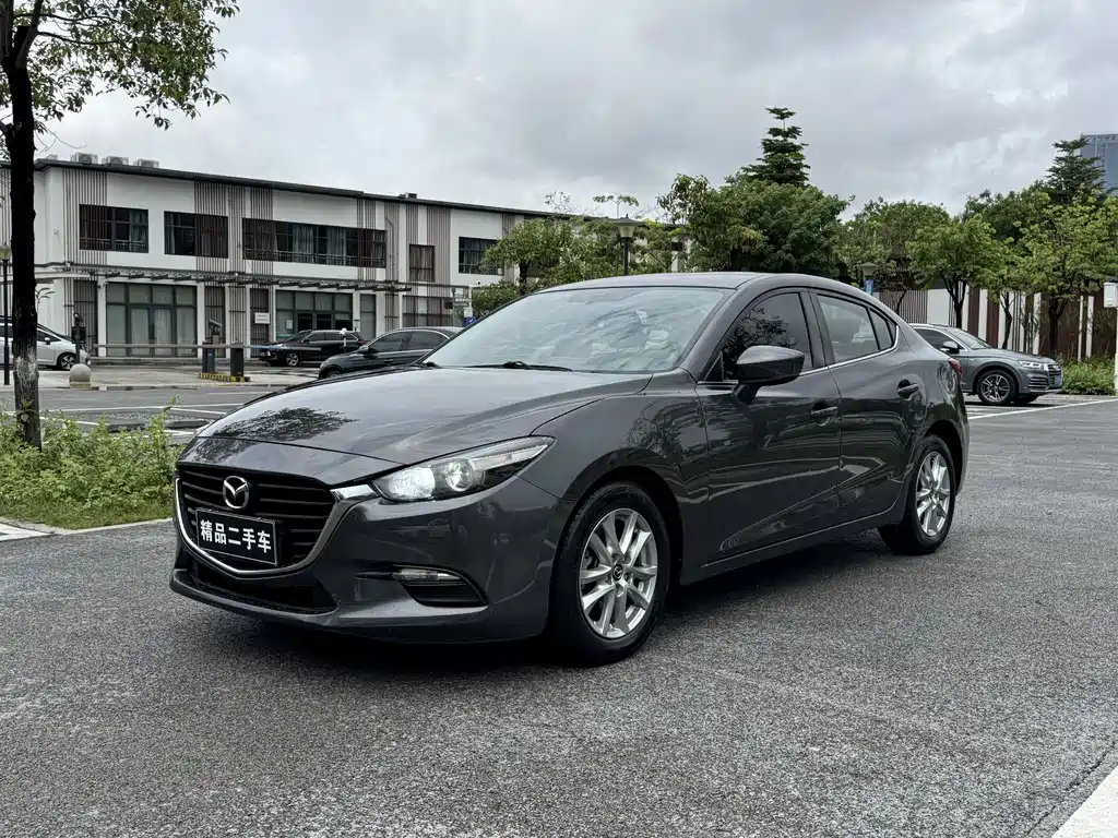 Купить Mazda 3 Axela