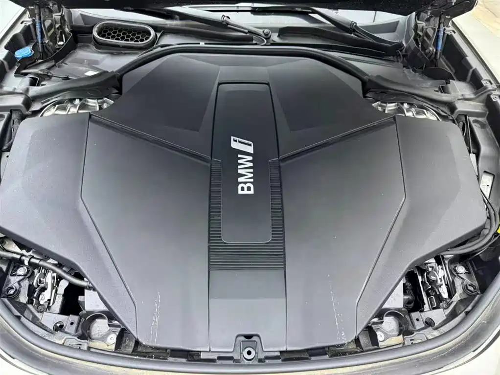 BMW i7 — миниатюра 17