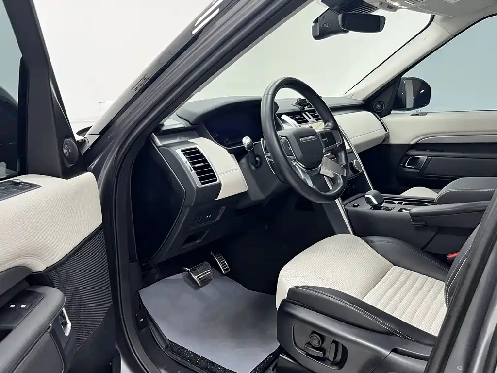 Land Rover Discovery 2021 360PS R-Dynamic S