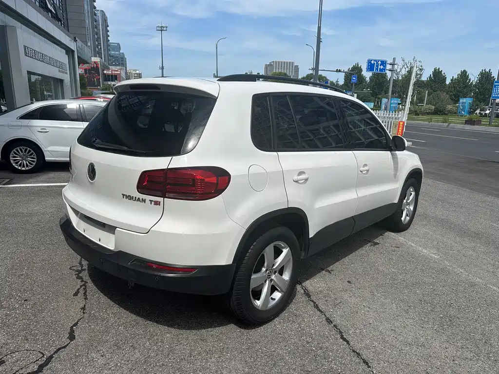 Volkswagen Tiguan — миниатюра 7