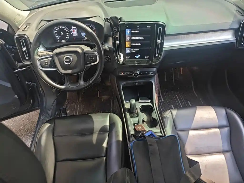 Volvo XC40 — миниатюра 10