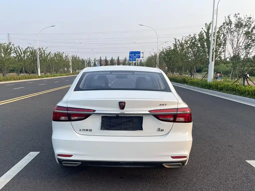 Roewe i6 Classic — миниатюра 6