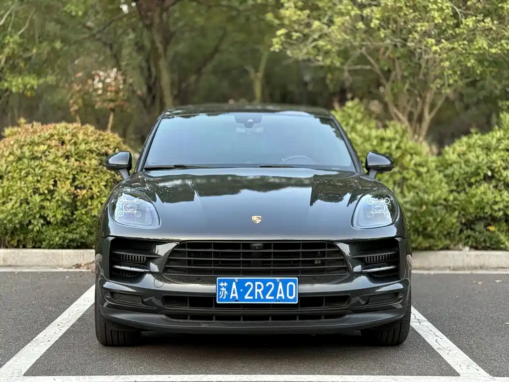 Porsche Macan — миниатюра 2
