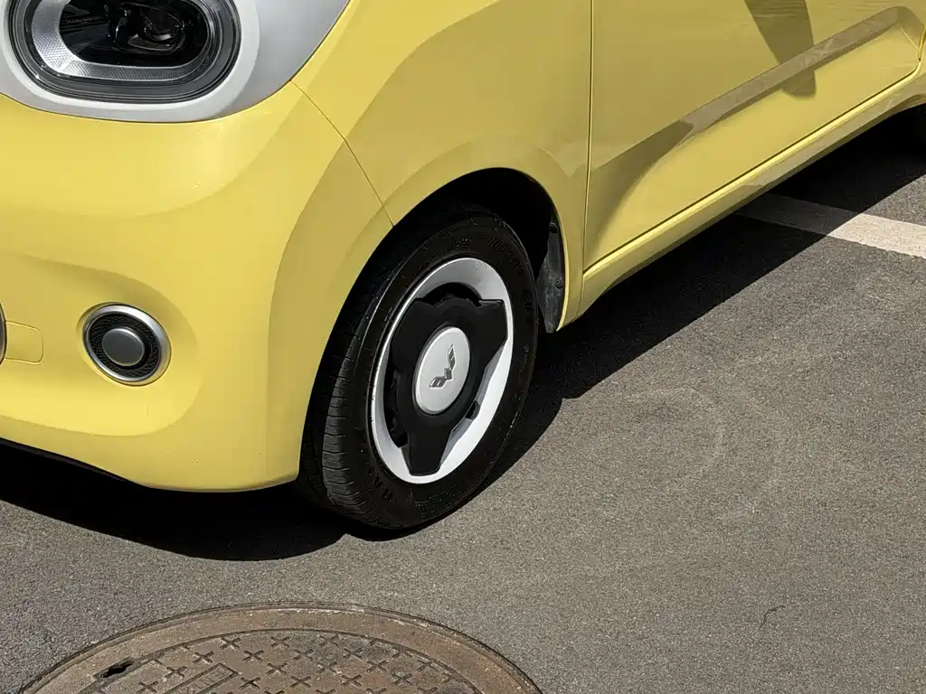 Wuling MINIEV — миниатюра 4