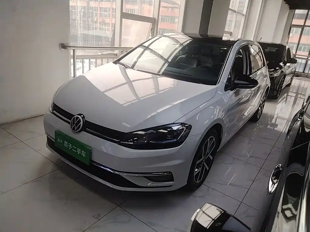 Volkswagen Golf 2020