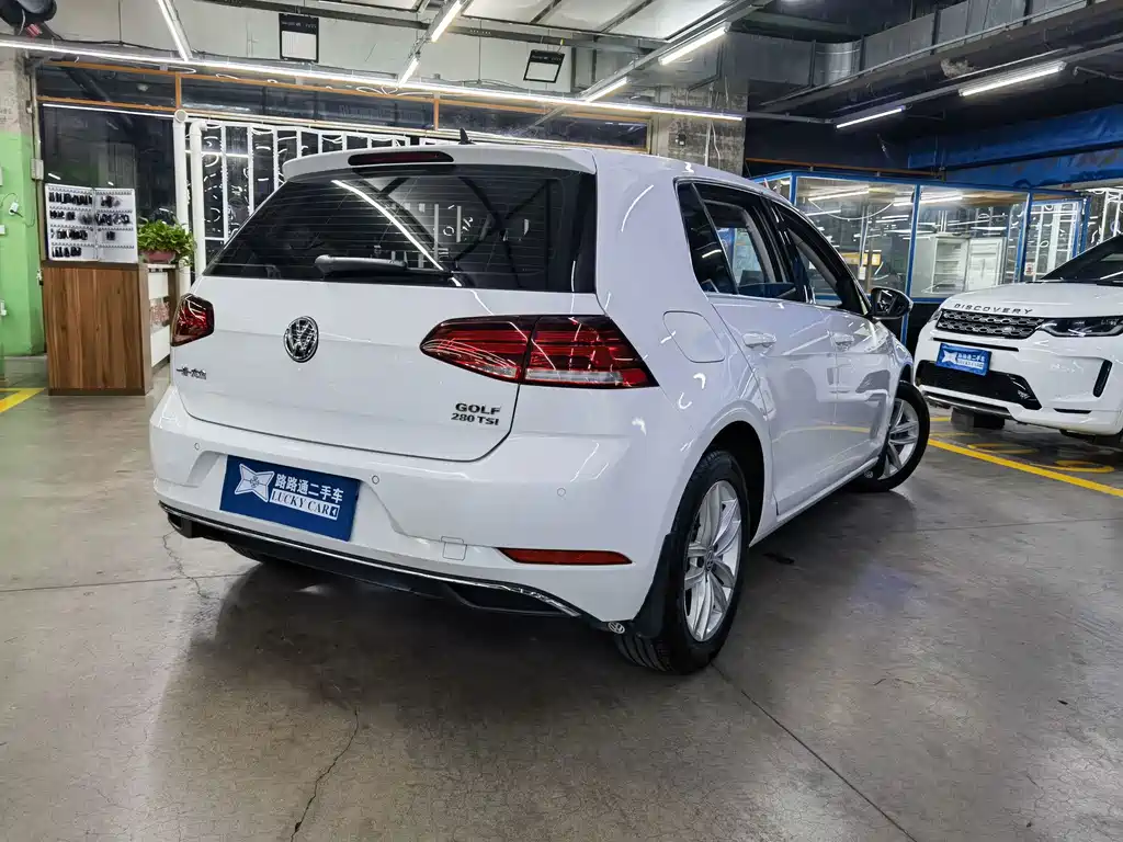 Volkswagen Golf — миниатюра 4
