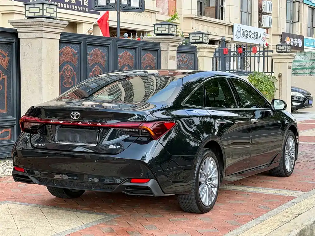 Toyota Avalon — миниатюра 7