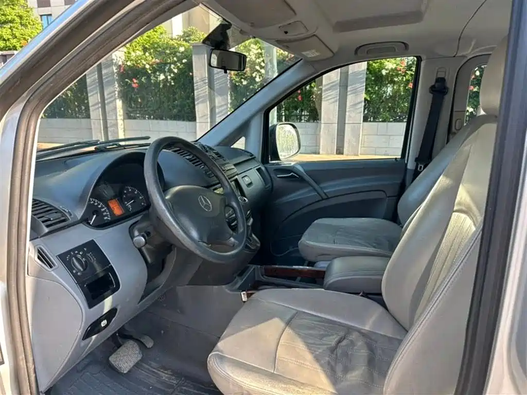 Mercedes-Benz Vito 2010 2.5L