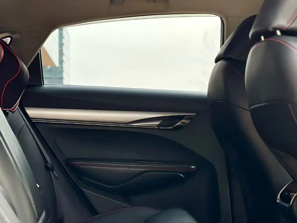 GEELY AUTOMOBILE BINRUI