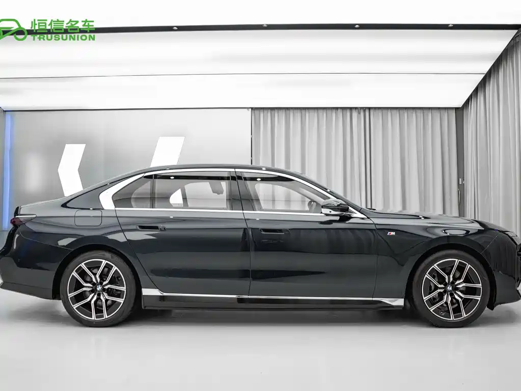 BMW i7 2023 eDrive50L Lead M Sport