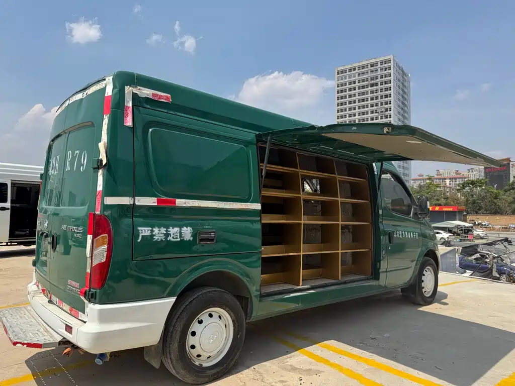 Maxus V80 2017 2.5T AT