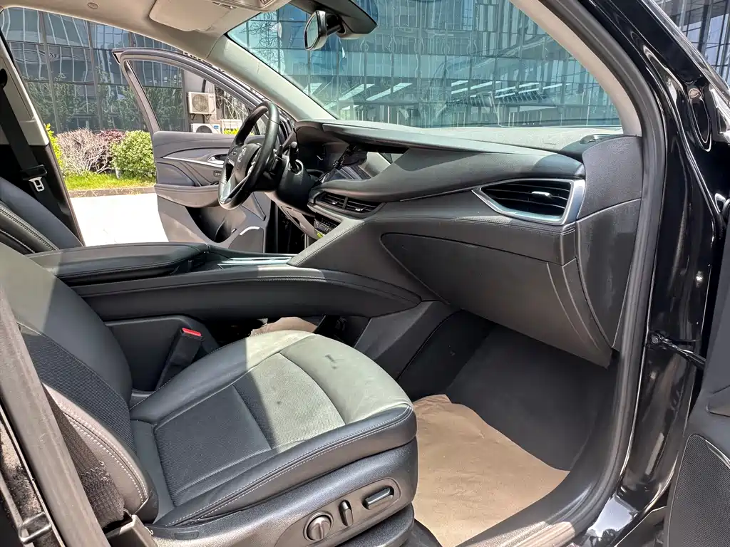 Buick Enclave 2022 652T Luxury 7 мест